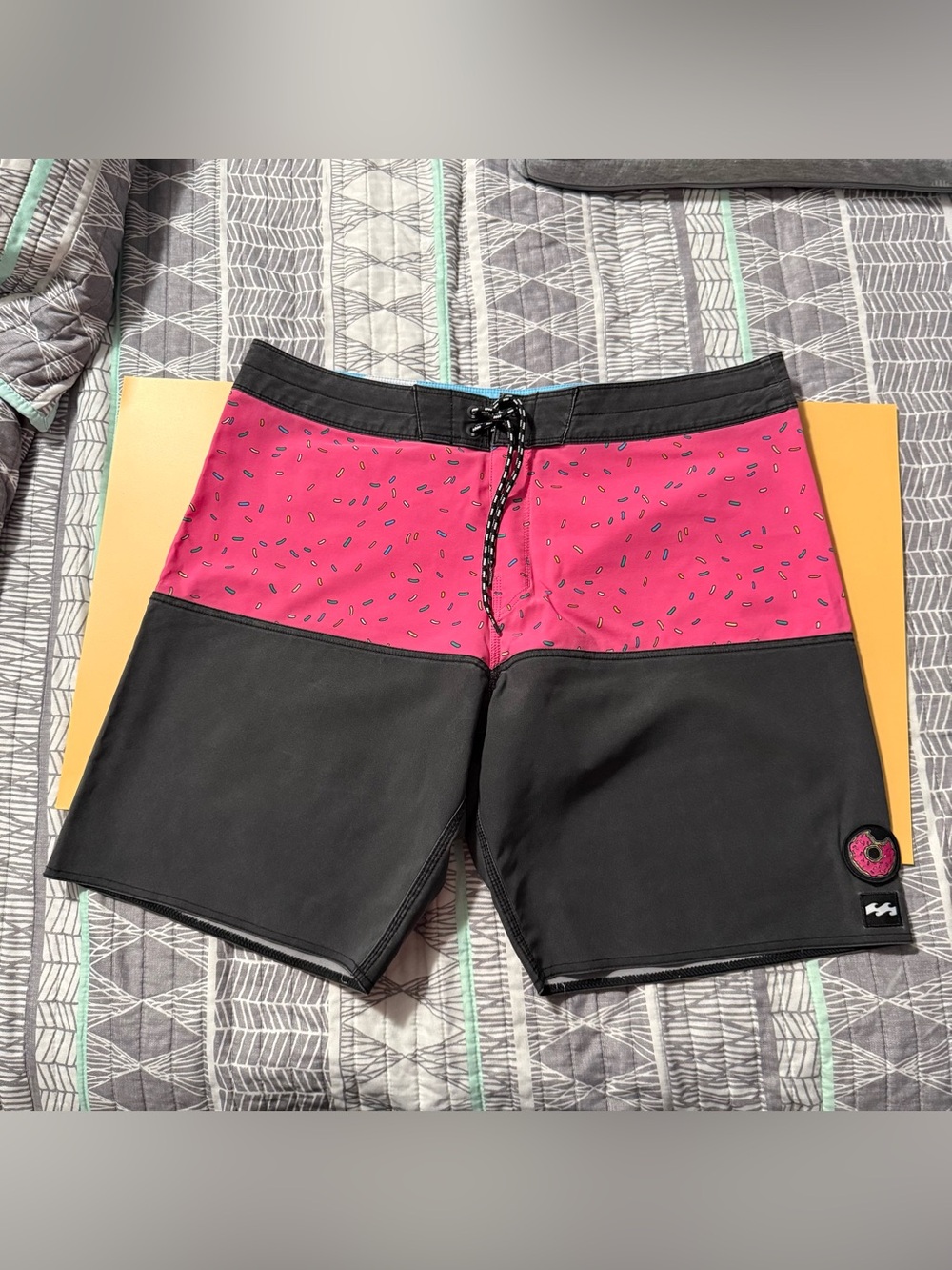 Billabong x The Simpsons Men's Black & Pink Donut Swim Board Shorts in size 38